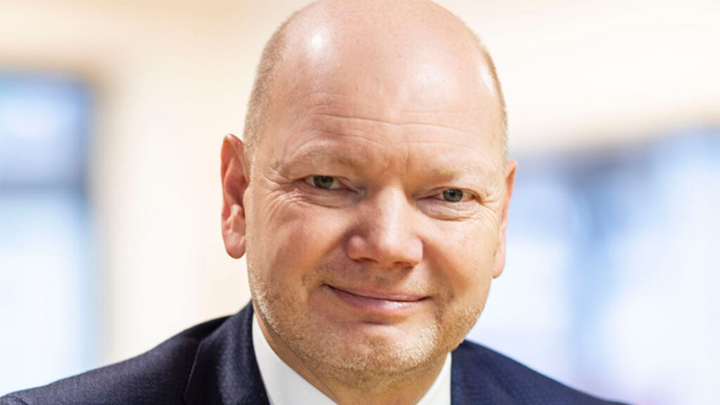 Frederik Linthout neuer Vorstand des Bankenfachverbands